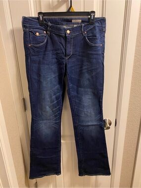 Big Star Jeans Ladies 32 X 34 Stretch Boot Cut Dark Blue Denim & Star 14